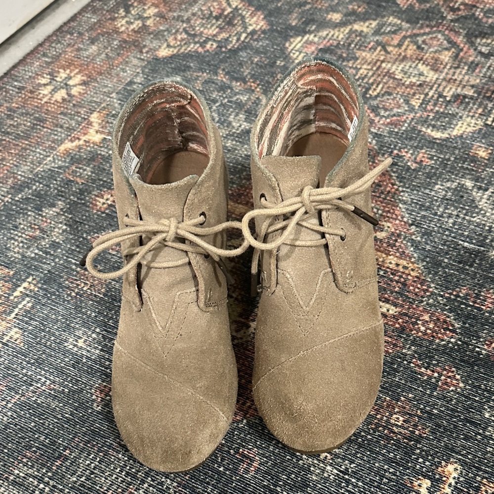 Toms Tan Suede Ankle Boots